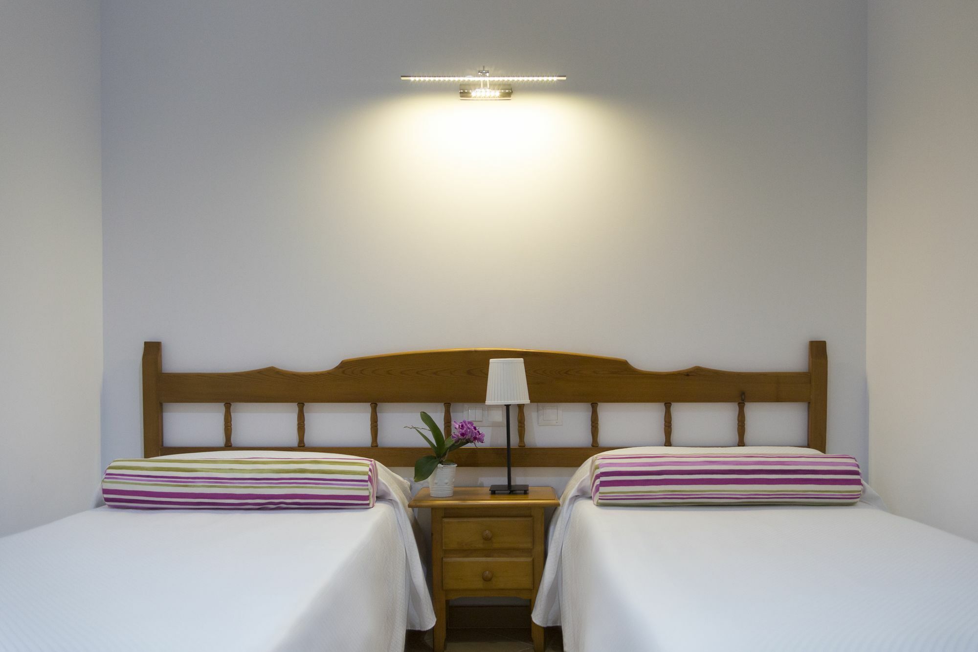 Hostal Alhambra - Adults Only Nerja Zewnętrze zdjęcie